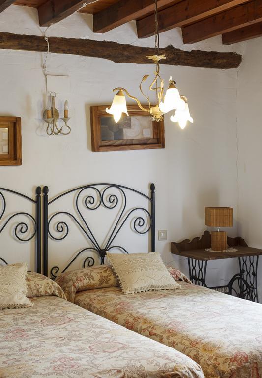 Caracenilla La Casa Del Tio Venancio 게스트하우스 외부 사진